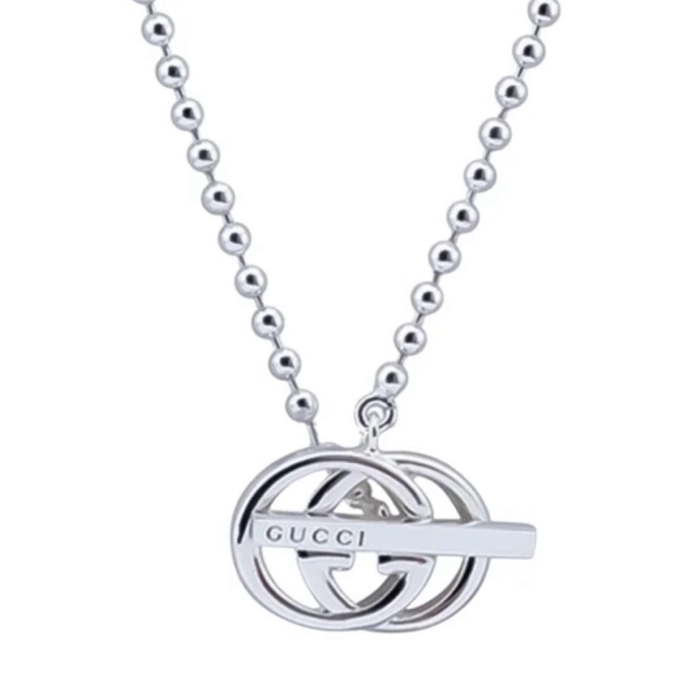 Gucci Interlocking G Logo Britt Silver Toggle Necklace Pouch Included